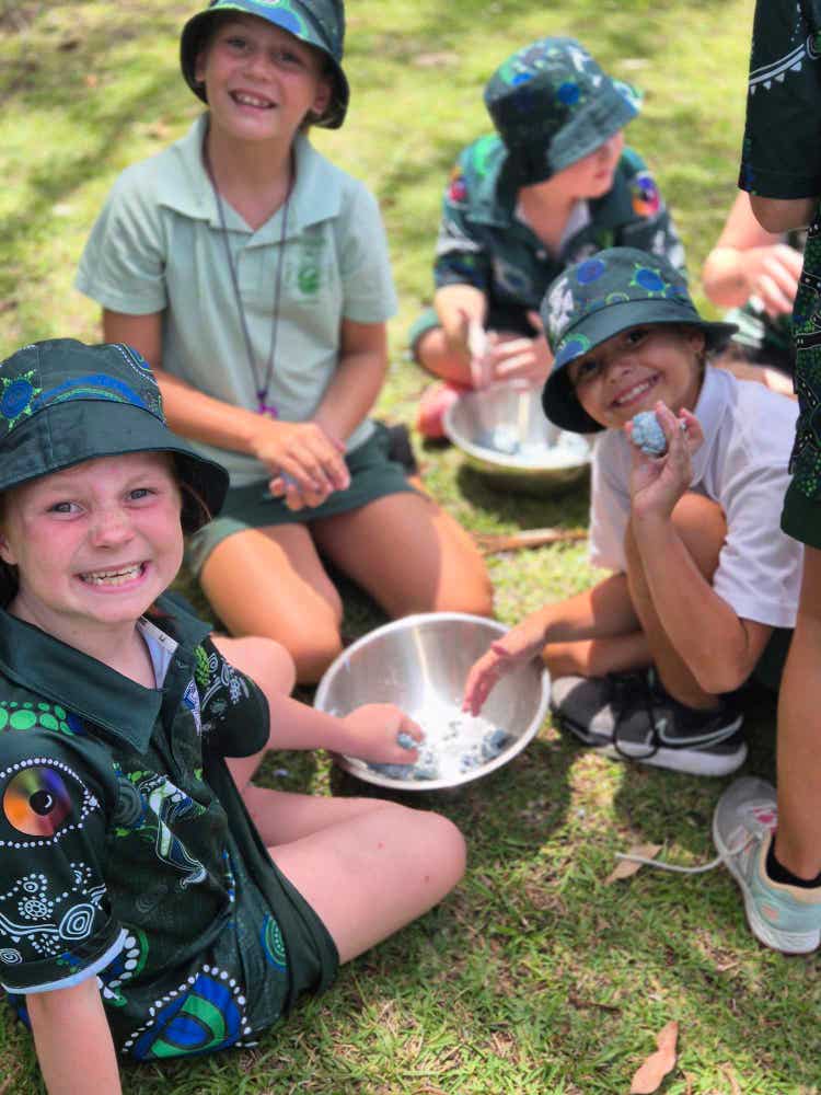 Students gold panning
